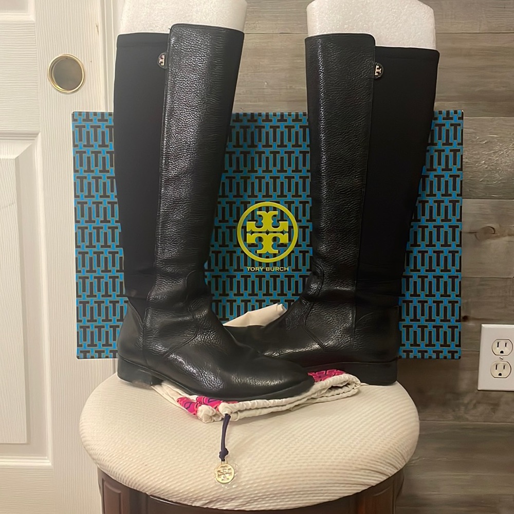 Tory Burch Selden Riding Boot-Tumbled Leather/Stretch Scuba Black Size 9